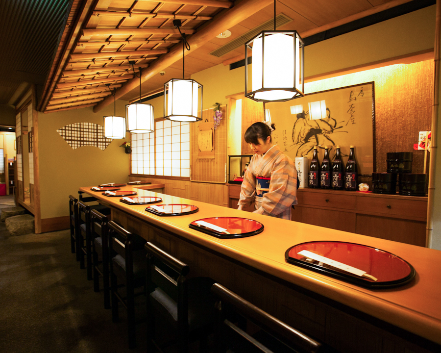写真:カウンター席
